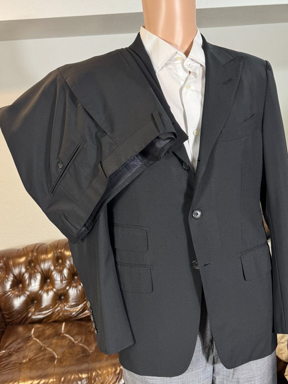 Tom Ford Black Wool Peak Lapel 2Pc Suit 50R 40S 34x28.5 Trousers